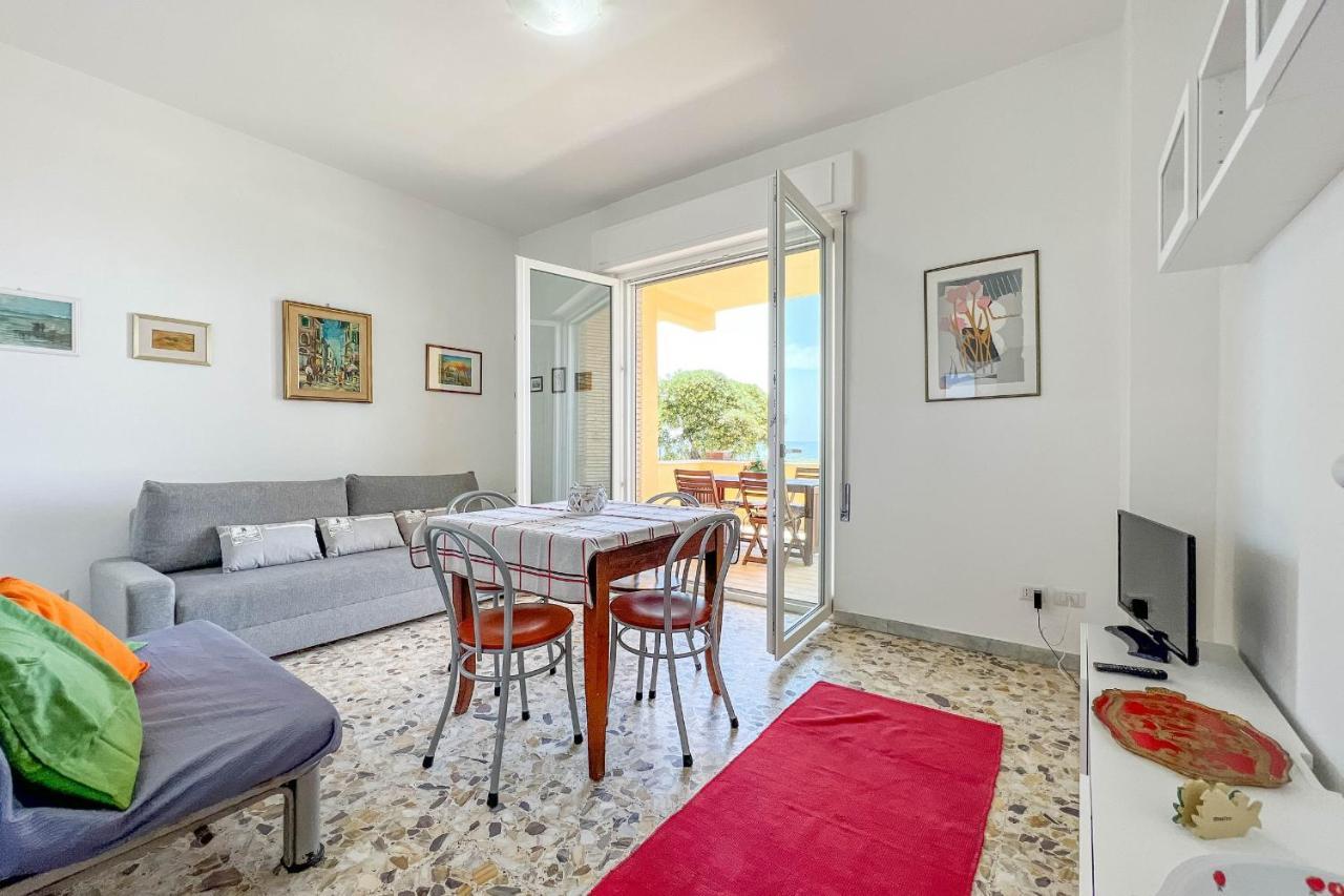 Il Mare In Giardino Διαμέρισμα Scauri  Εξωτερικό φωτογραφία