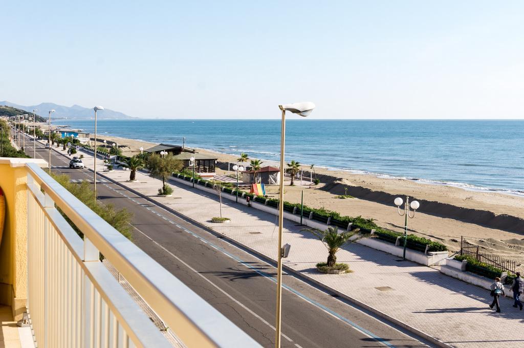 Il Mare In Giardino Διαμέρισμα Scauri  Εξωτερικό φωτογραφία