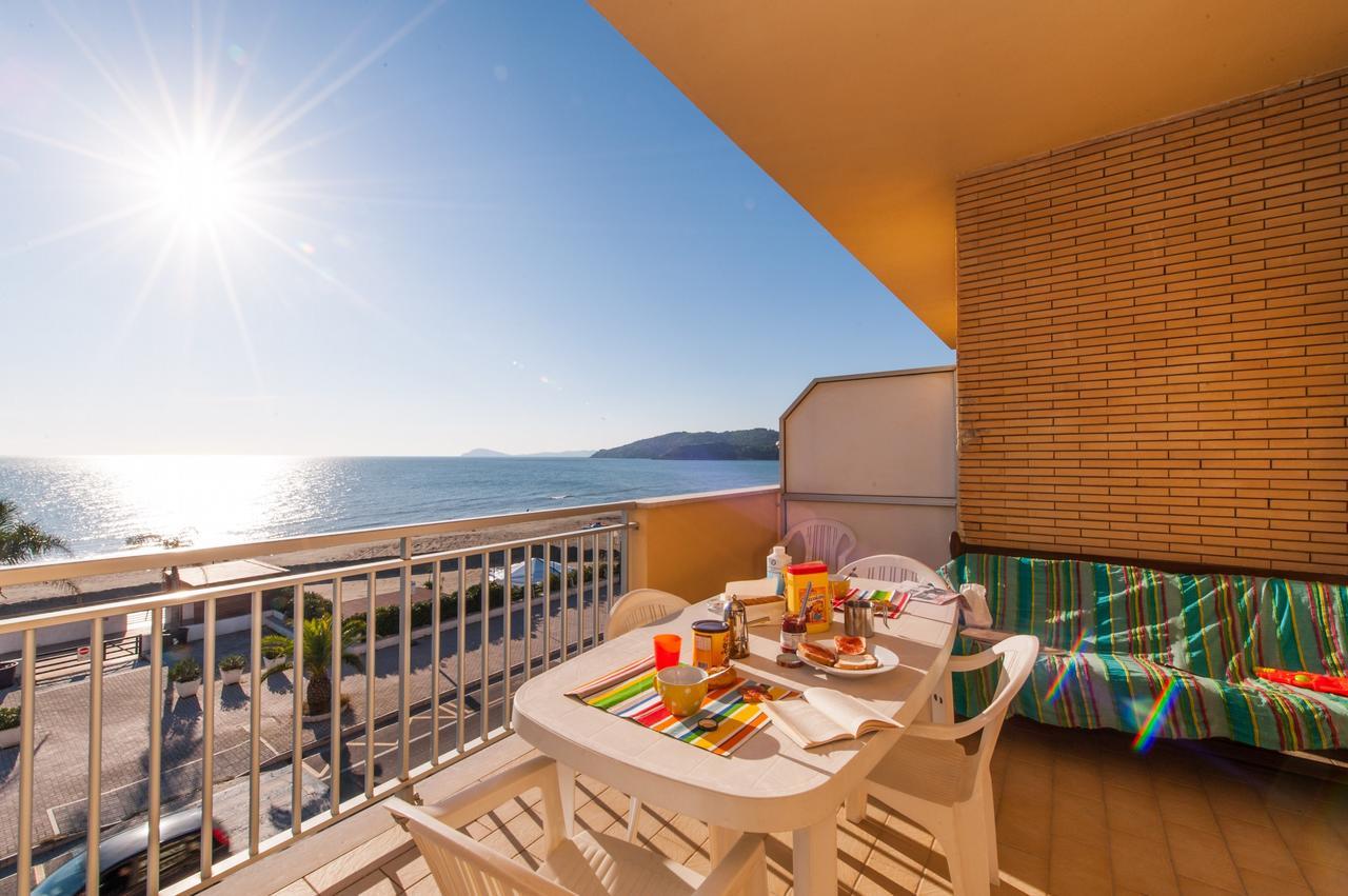 Il Mare In Giardino Διαμέρισμα Scauri  Εξωτερικό φωτογραφία